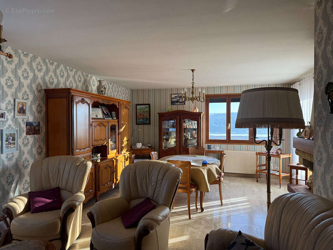 Maison à SAINT-REMY-SUR-AVRE