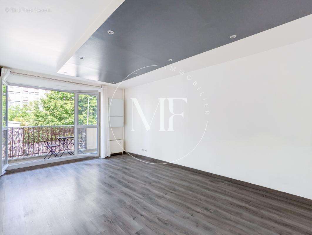 Appartement à NANTERRE