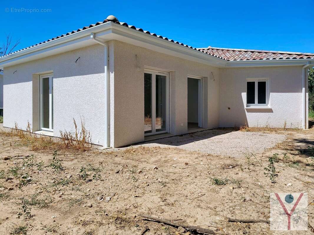 Maison 92 m² à Saint-Didier-Sur-Chalaronne  - photo 3