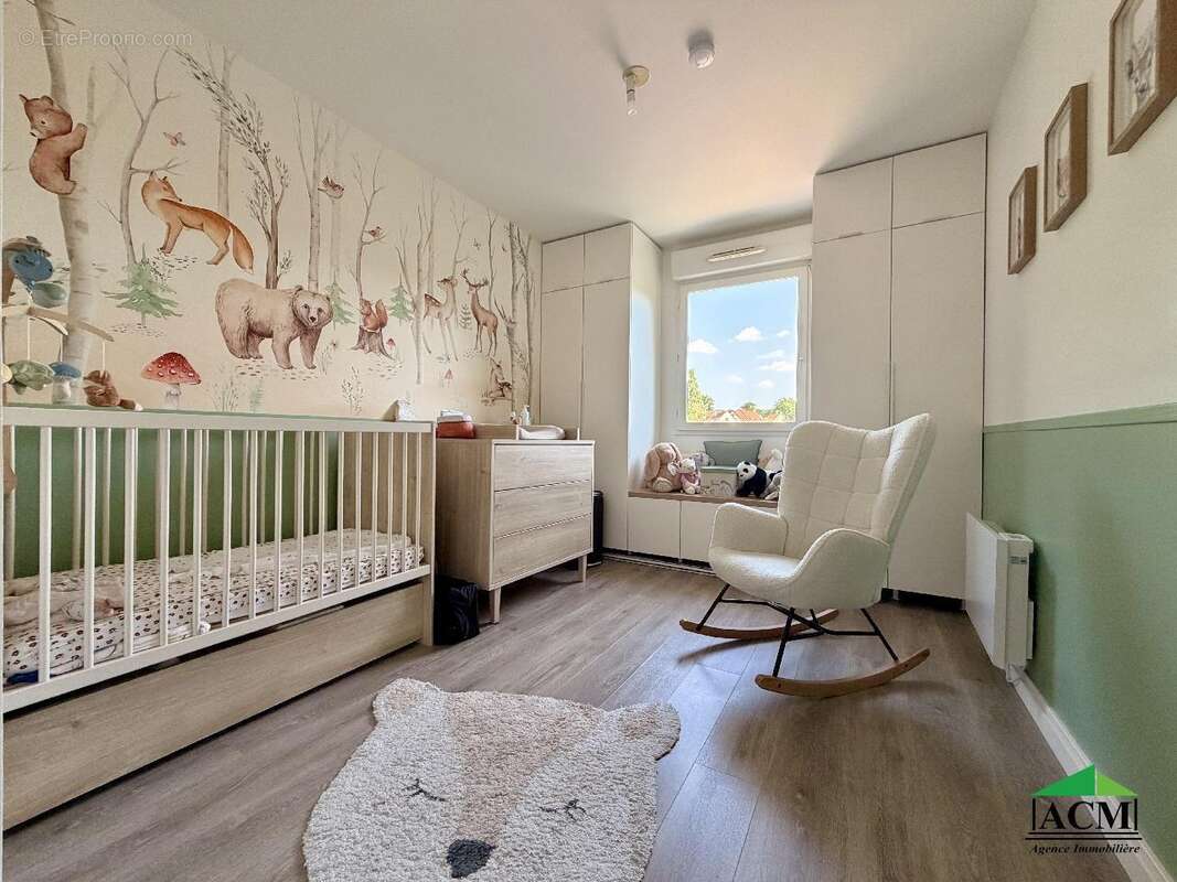 Appartement à MERY-SUR-OISE