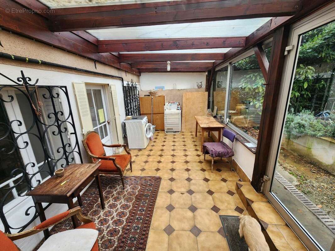 Confolens - Deux maisons avec caractre jardin prive - possible business/maison pour grand famille - photo 10