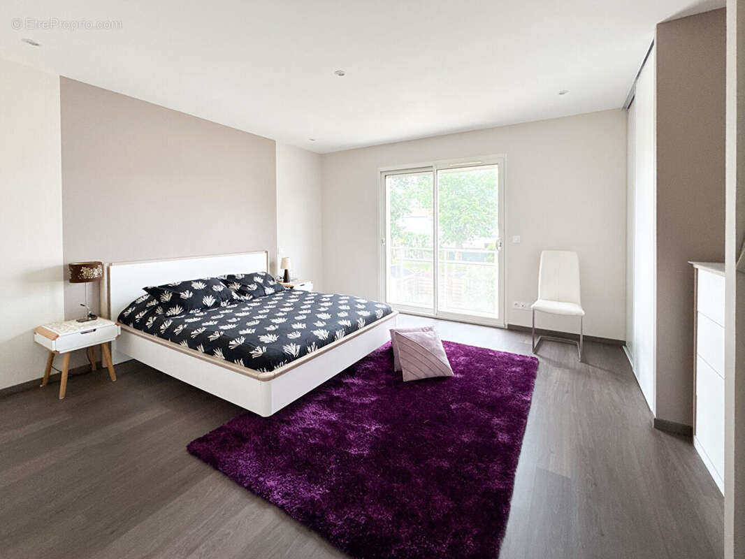 Maison à VILLENAVE-D&#039;ORNON