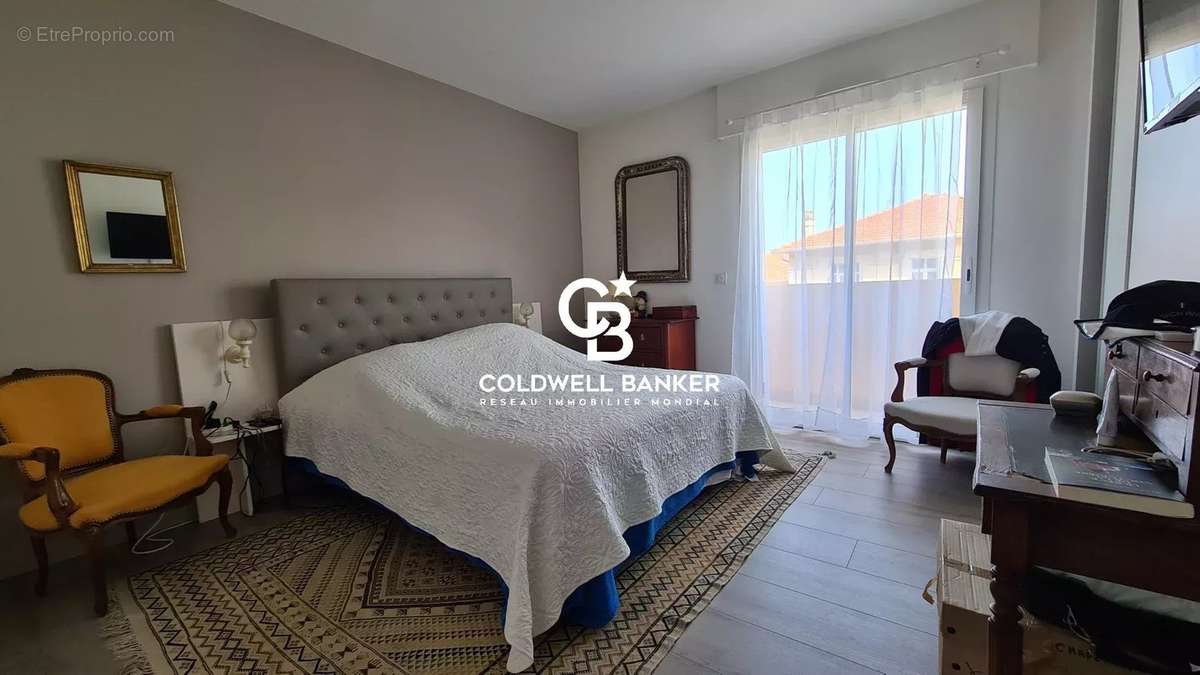 Appartement à SAINT-RAPHAEL