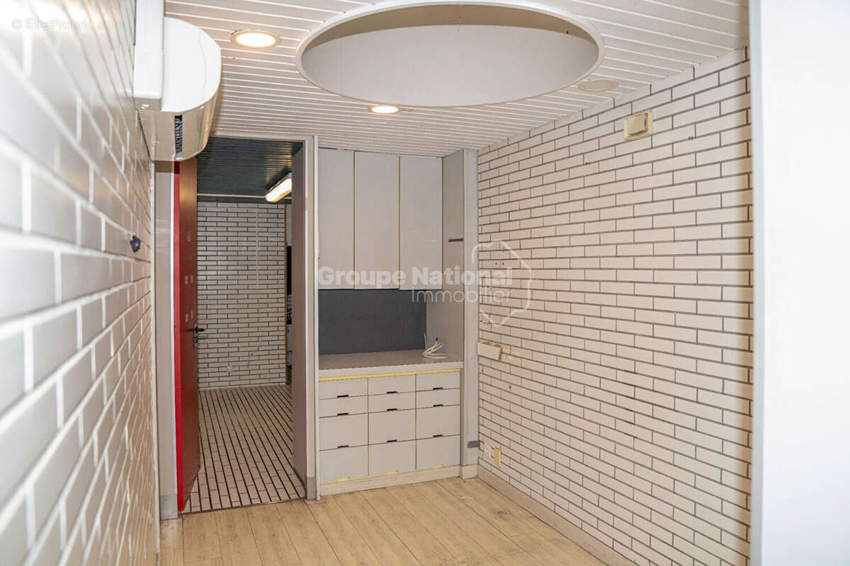 Immeuble Beauvais 10 pièce(s) 214.24 m2 - photo 9