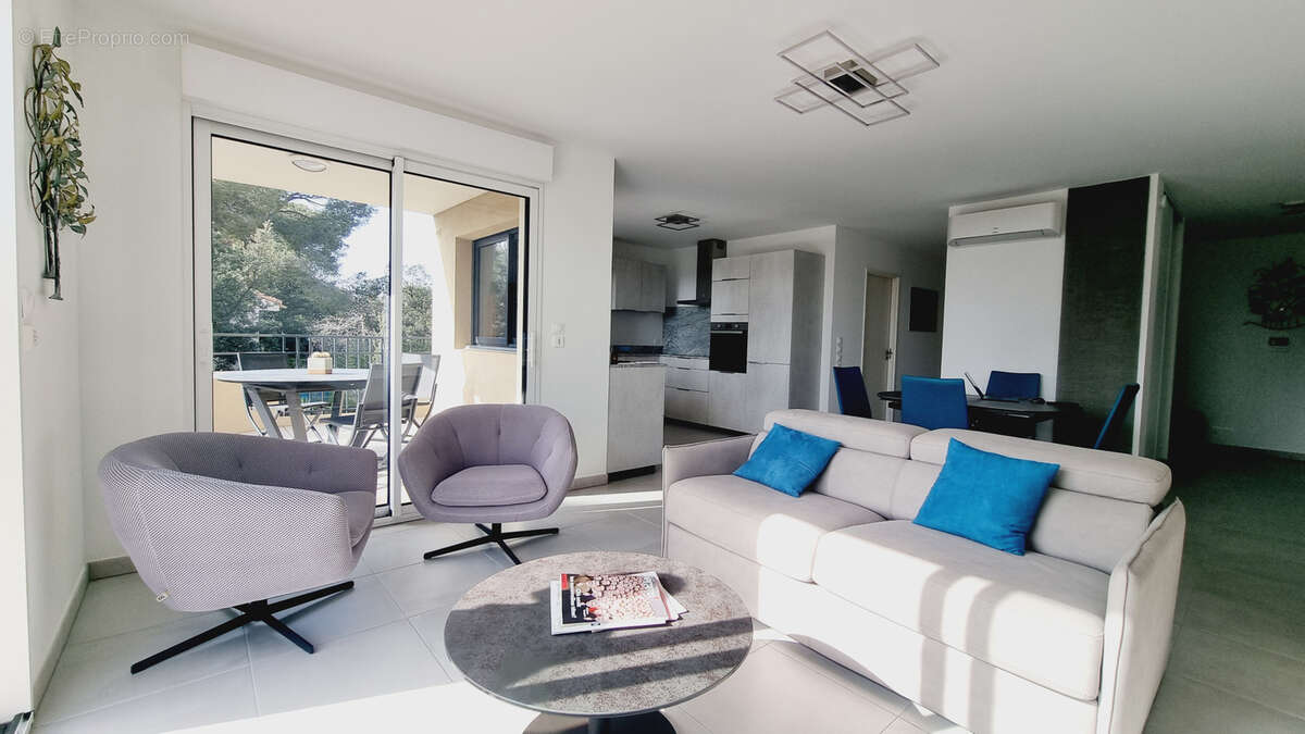 Appartement à SAINT-RAPHAEL