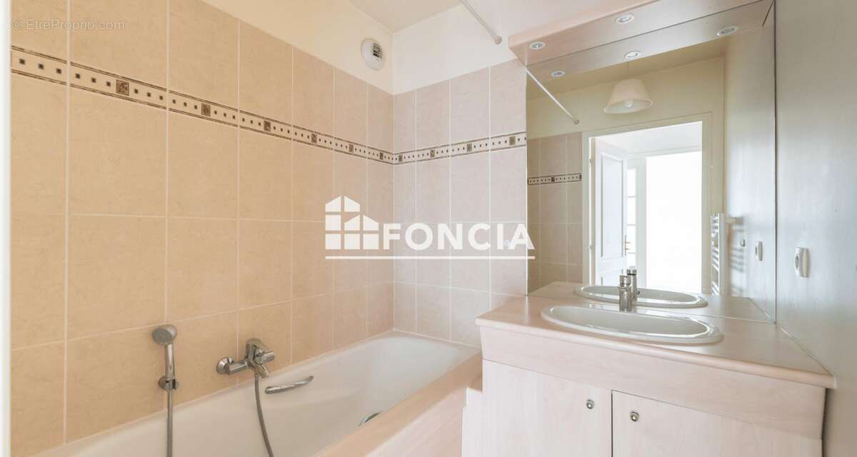 CHÂTENAY-MALABRY (92290) – Appartement Lumineux 2 Pièces avec Balcon, Parking & Cave - photo 8