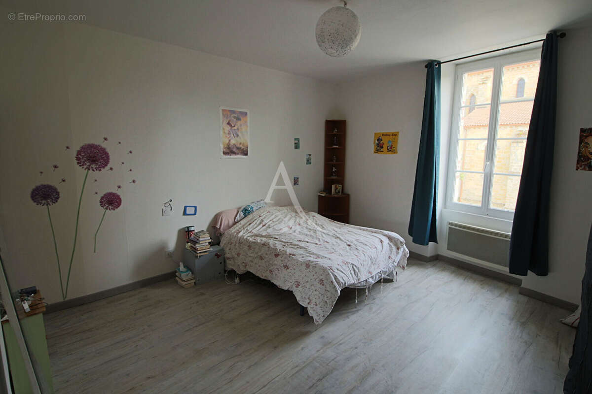 Immeuble avec bon rapport locatif - photo 13