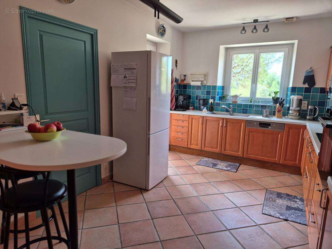 Périgourdine en parfait état - prestations haut de gamme - 4 chambres - photo 8