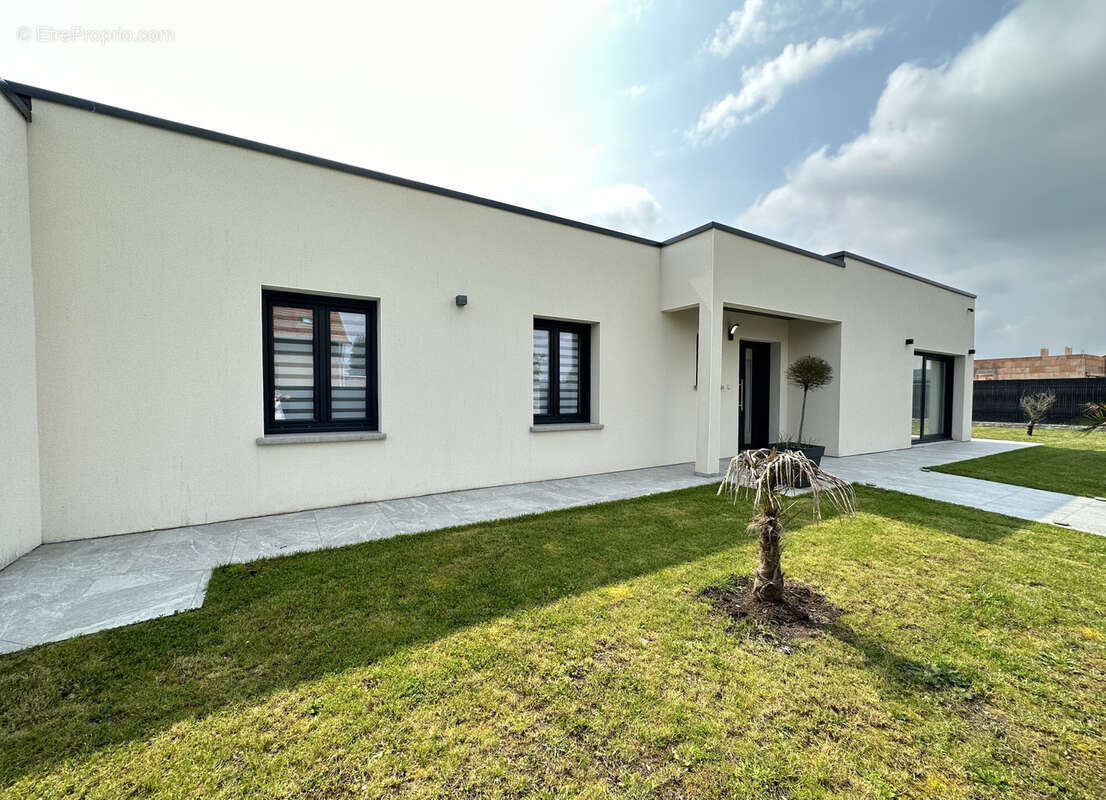 Maison à MATTAINCOURT