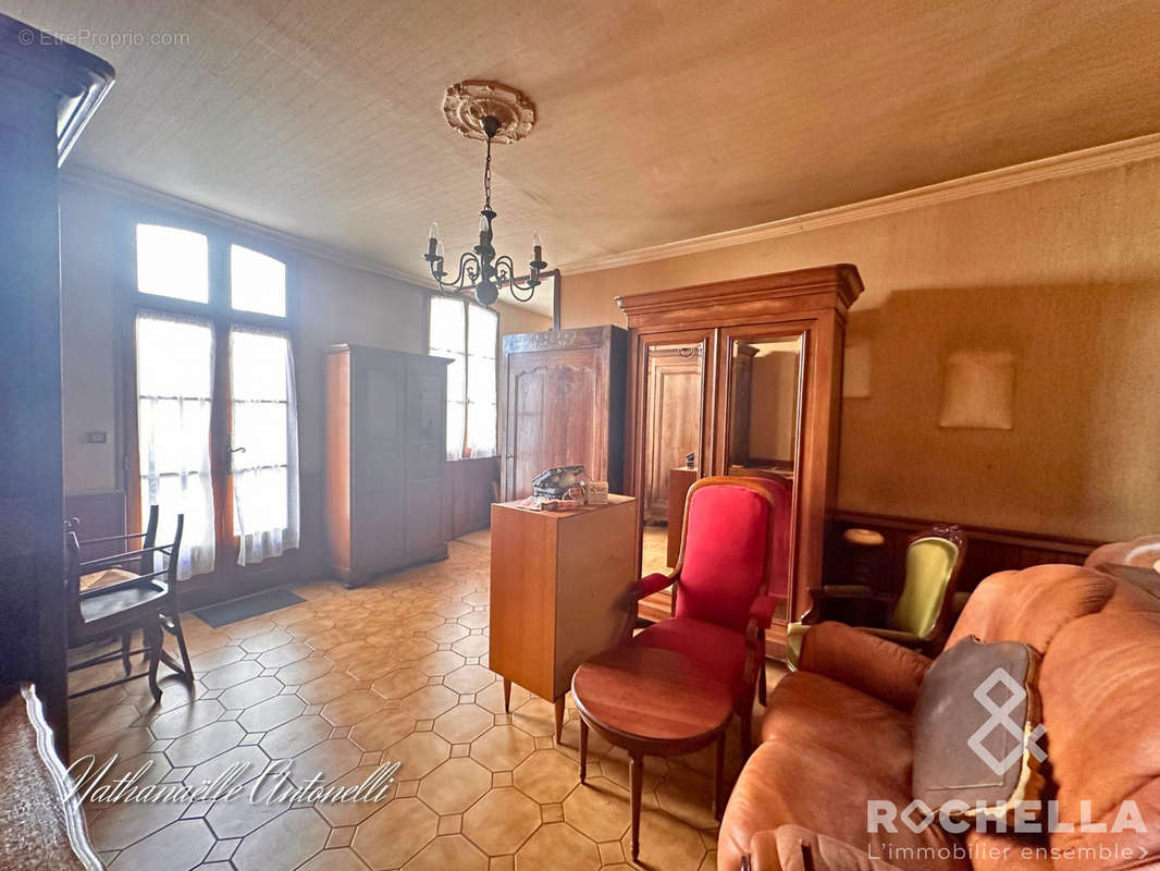 Maison à SAINT-JEAN-D&#039;ANGELY