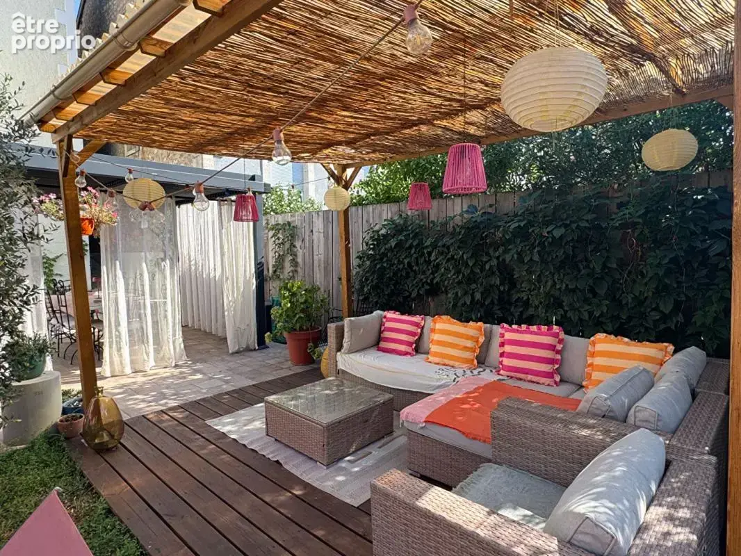 Maison de ville 165 m² à PERIGUEUX 24000 quartier Saint Georges - photo 14