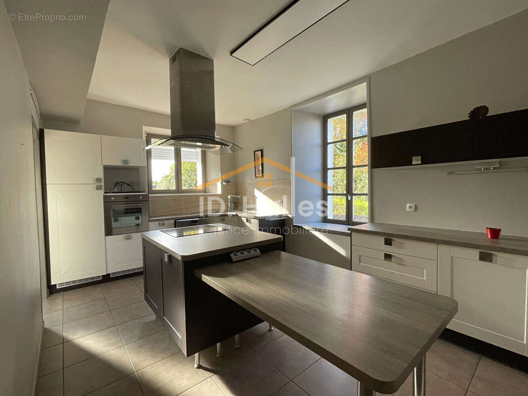 Maison à LA GUERCHE-DE-BRETAGNE