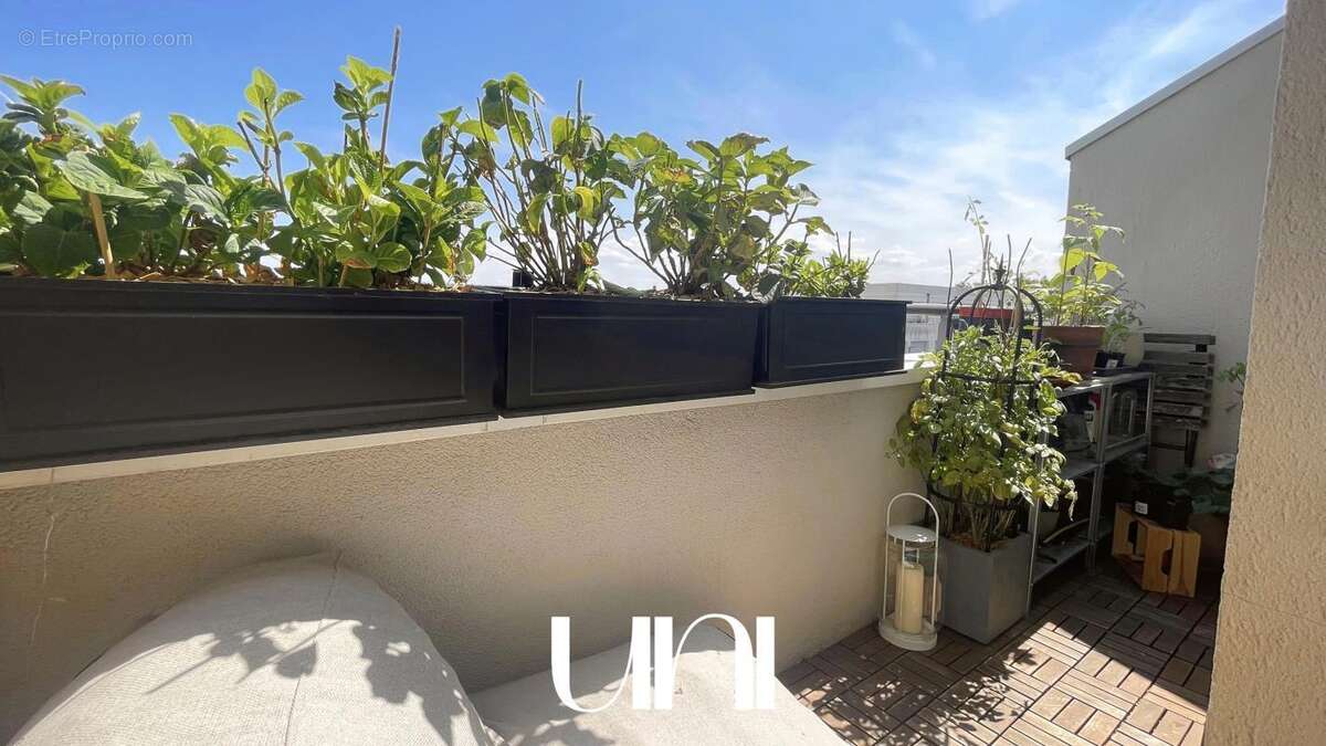 Appartement 2 pièces de 48 m2 avec parking - CAEN Mémorial - photo 14
