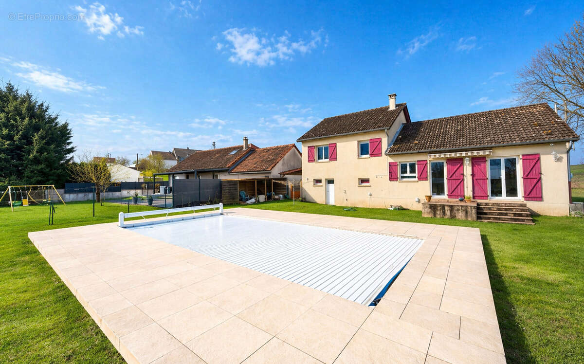 Maison à BEUX