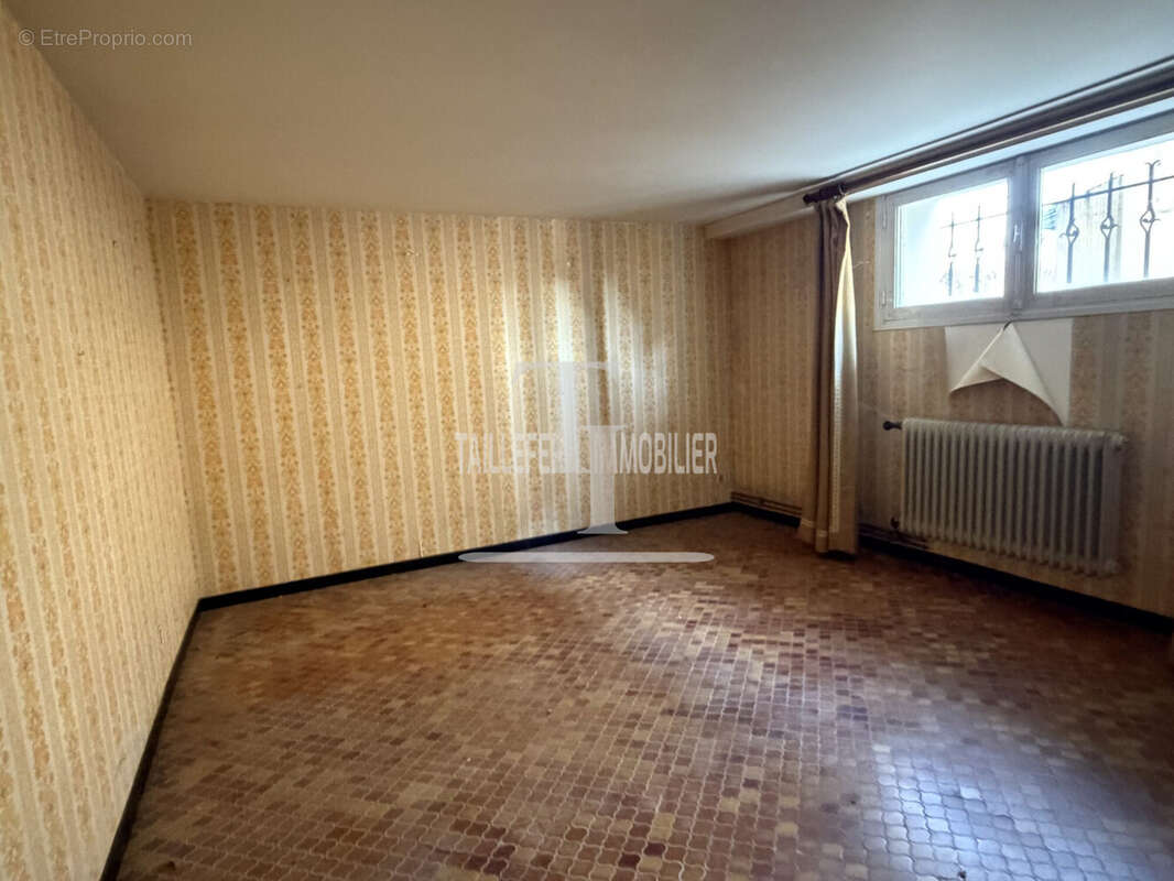 Maison à COULOUNIEIX-CHAMIERS