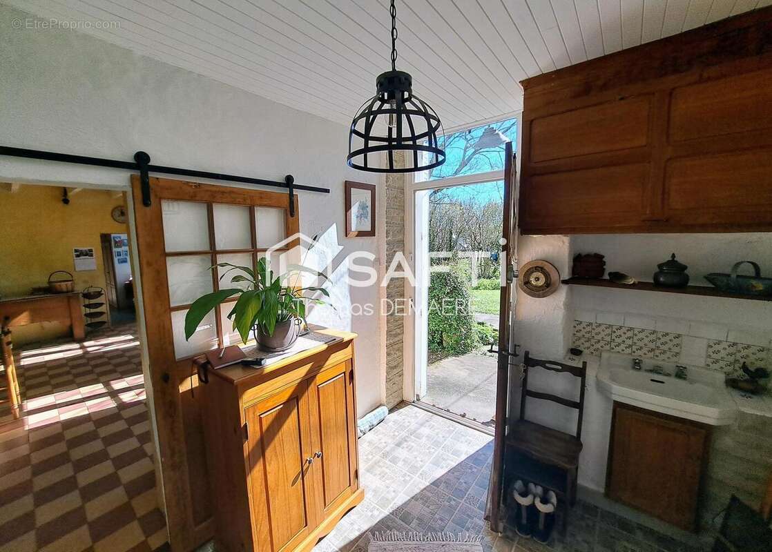 Photo 2 - Maison à CONSAC