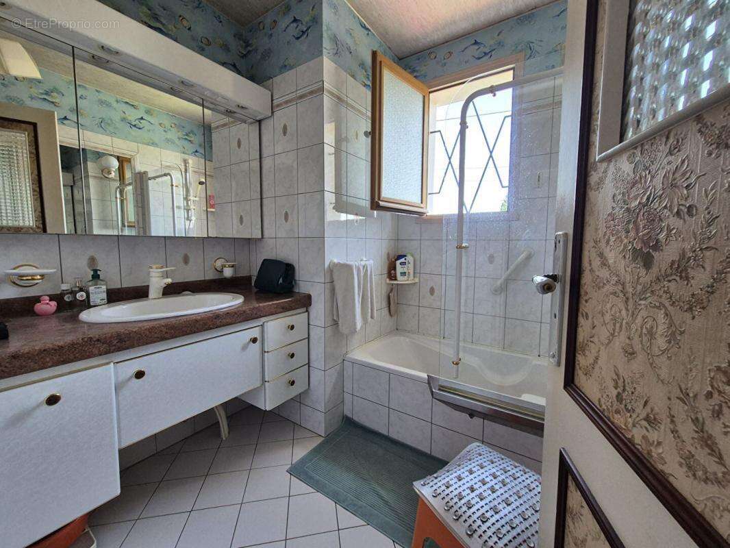 Maison à CHOISY-AU-BAC