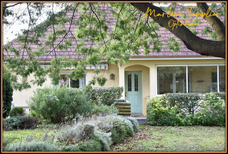 Maison à LUCQ-DE-BEARN