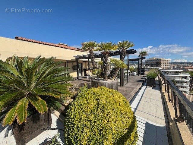 Appartement à FREJUS