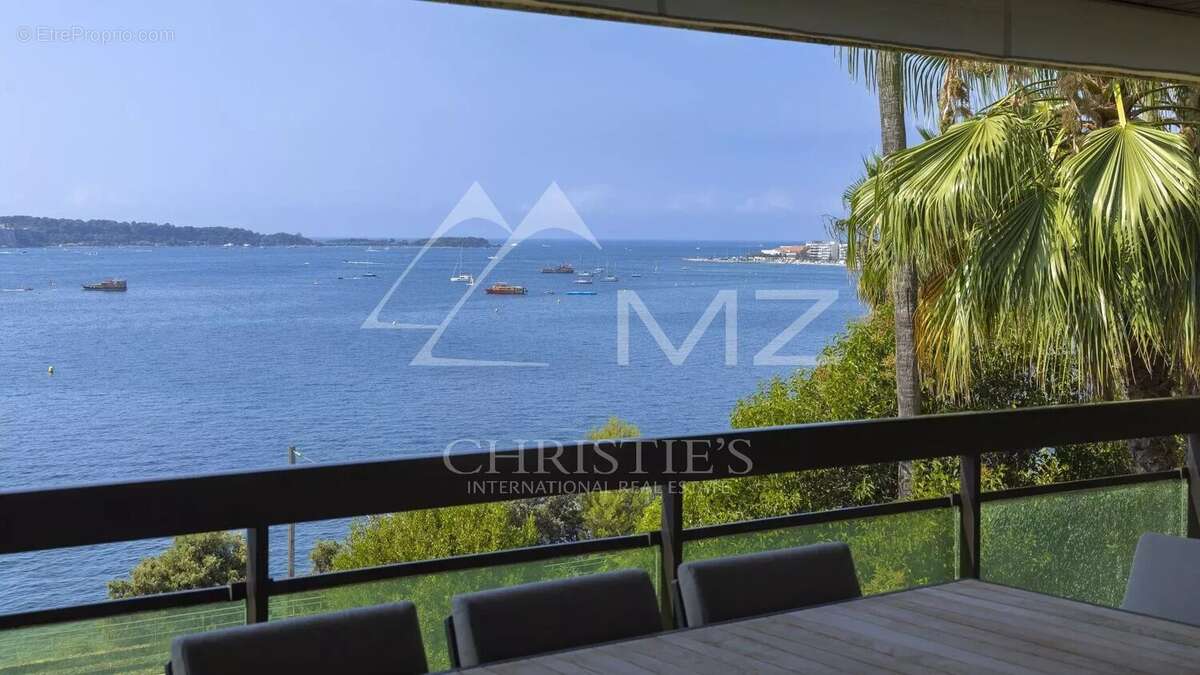 Magnifique appartement contemporain à la vue mer féerique - photo 4