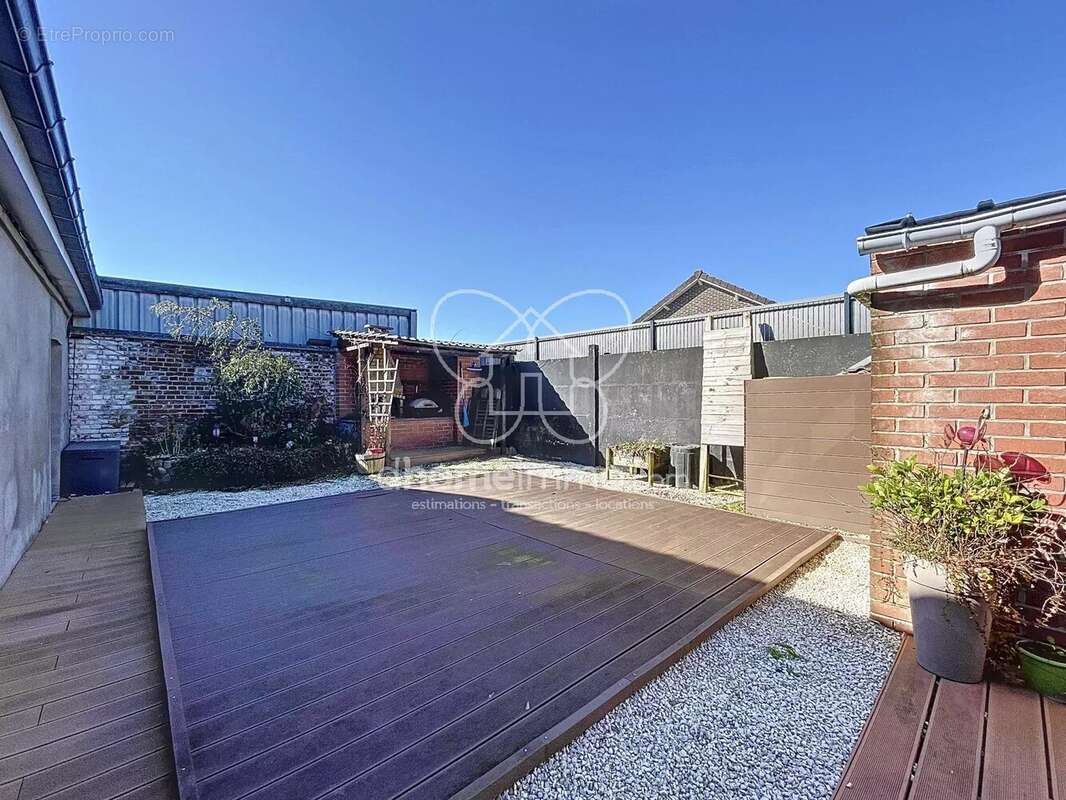 Maison à RAIMBEAUCOURT