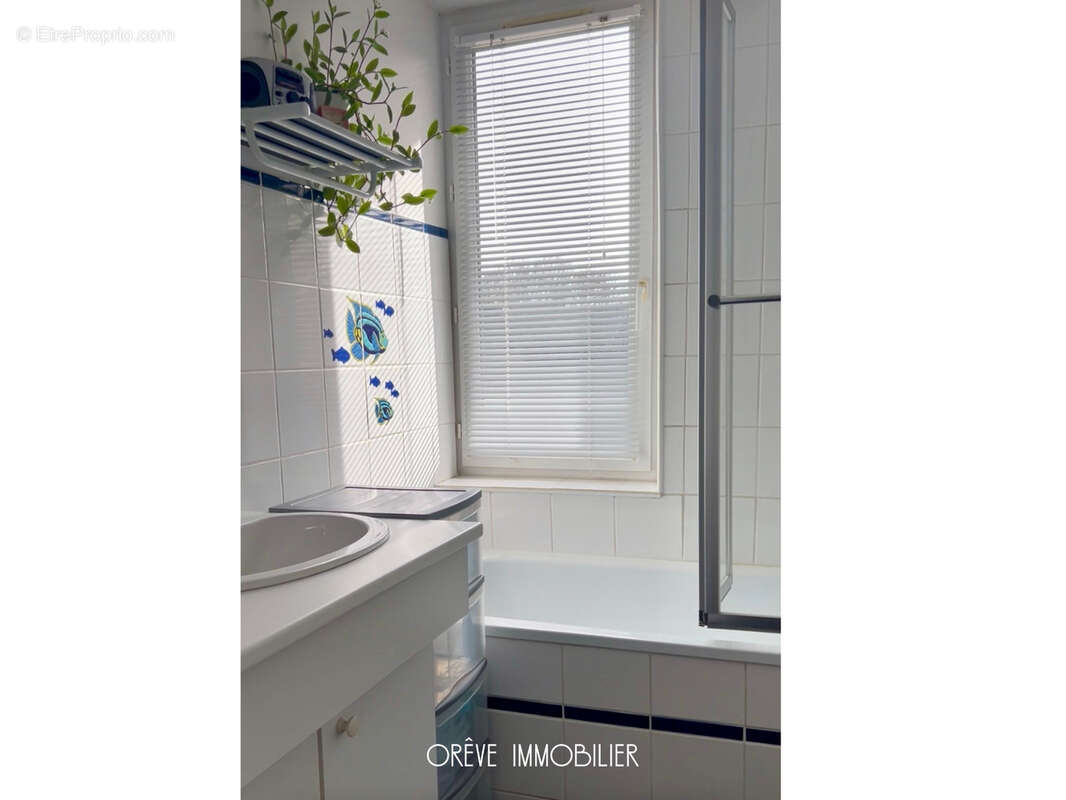 Maison à NOYAL-CHATILLON-SUR-SEICHE