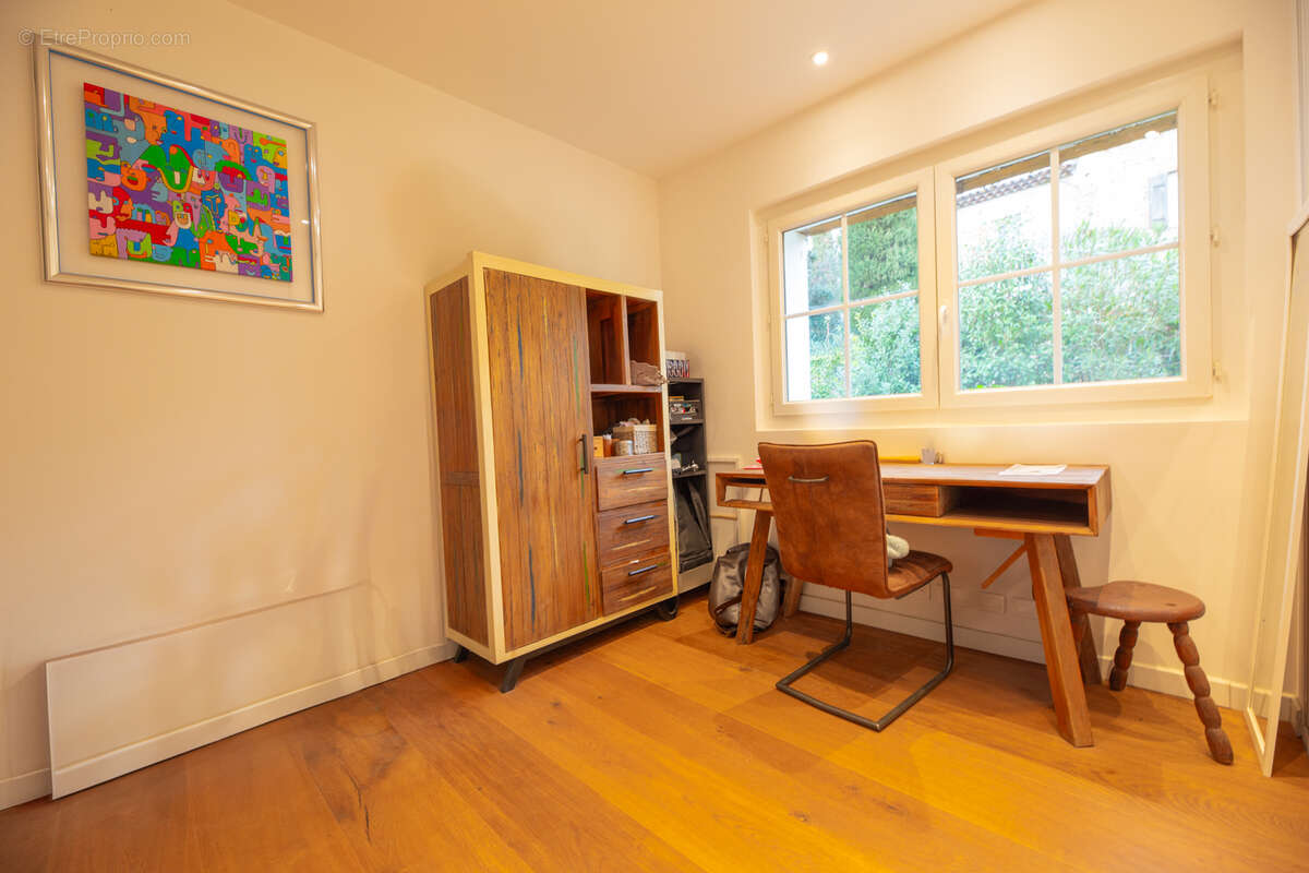 Maison à SAINT-PAUL-EN-FORET