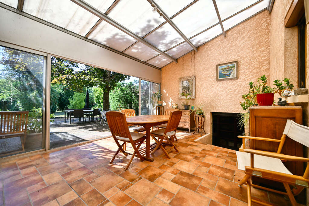 Maison à THURINS