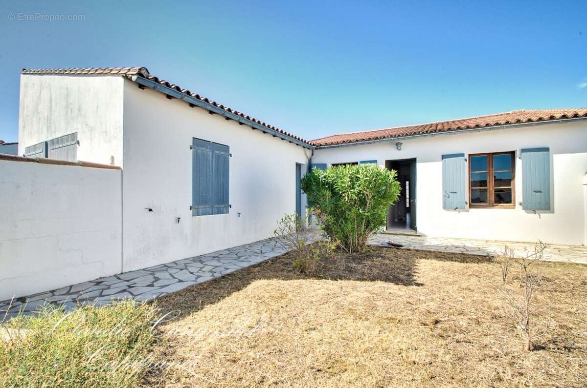 Maison à vendre 3 pièces, opportunité rare à Sainte-Marie-de-Ré, La Noue : maison à fort potentiel, idéalement située au calme,  - photo 6