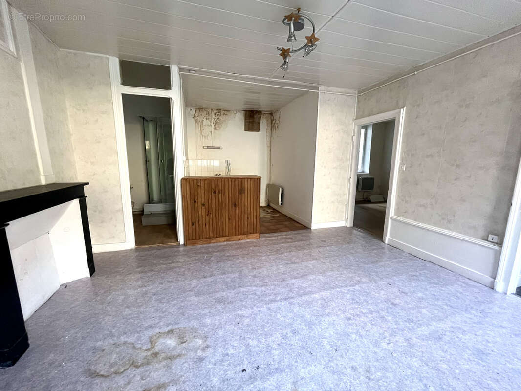 Appartement à MOULINS