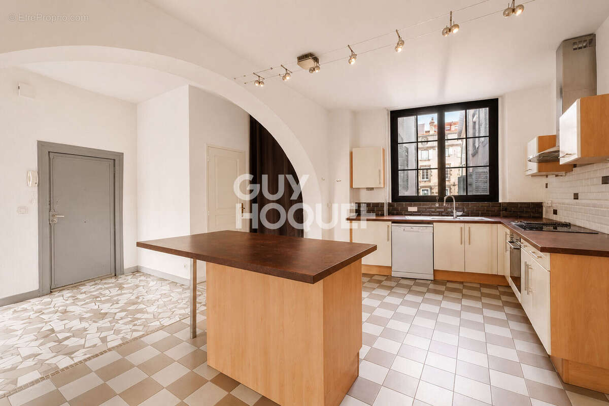 Clermont-Ferrand - Ballainvilliers- Appartement de 146.55 m2 - photo 6