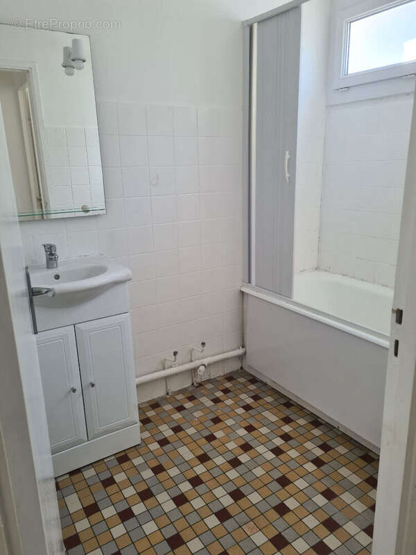 Appartement à SEPTEMES-LES-VALLONS