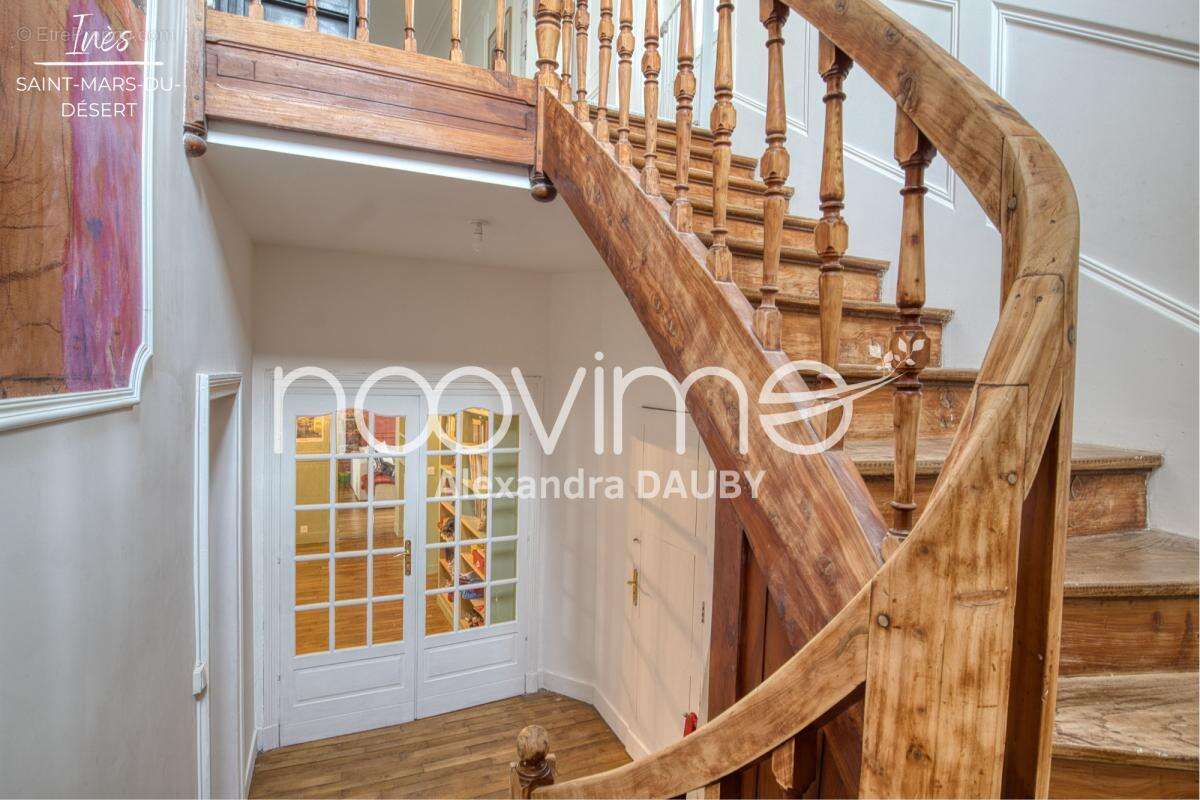 Maison à SAINT-MARS-DU-DESERT