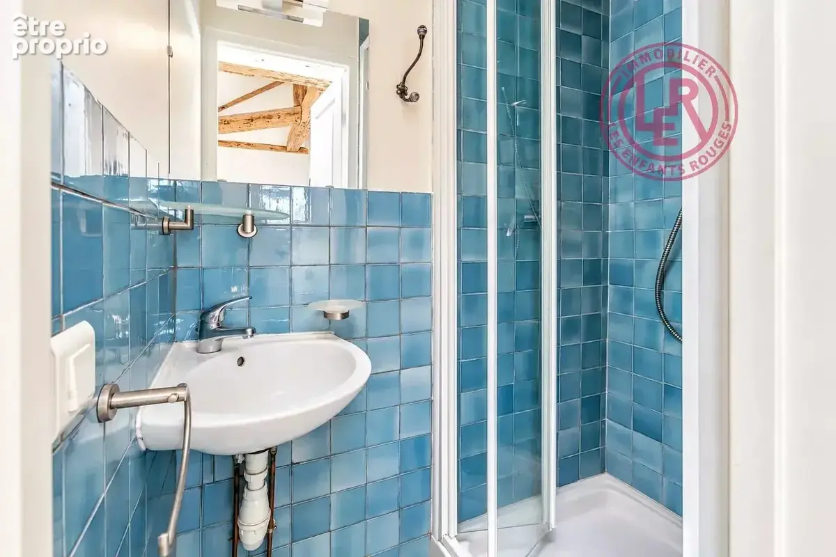 Paris 3ème – Appartement 4 pièces au dernier étage avec ascenseur - photo 9