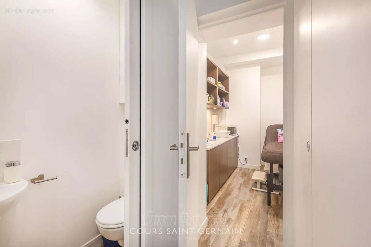 Commerce à PARIS-15E