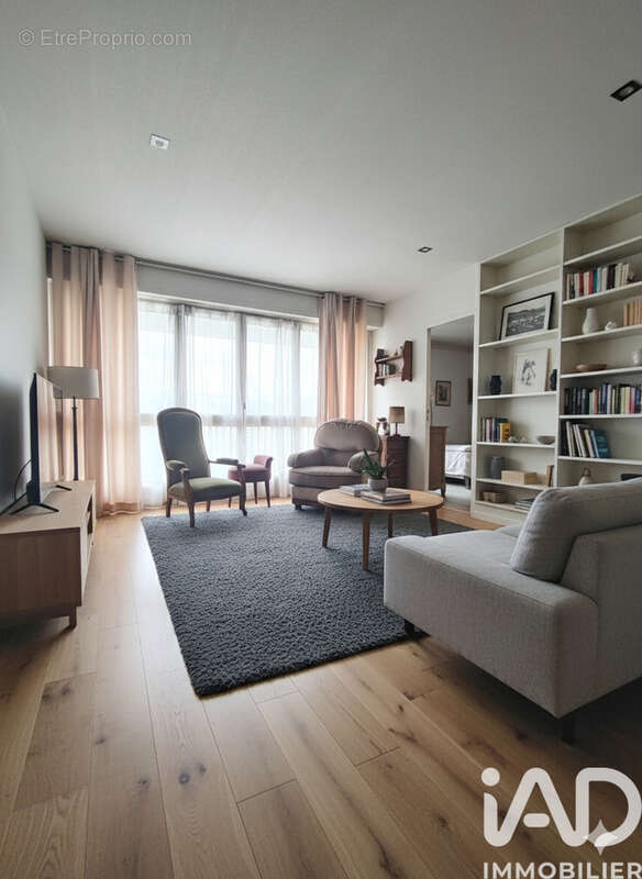 Photo 2 - Appartement à LES ULIS