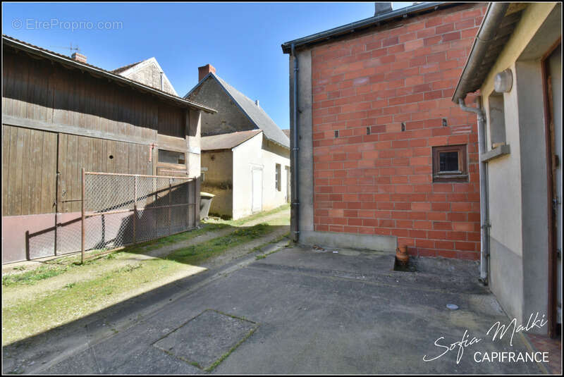 Maison à PREVERANGES