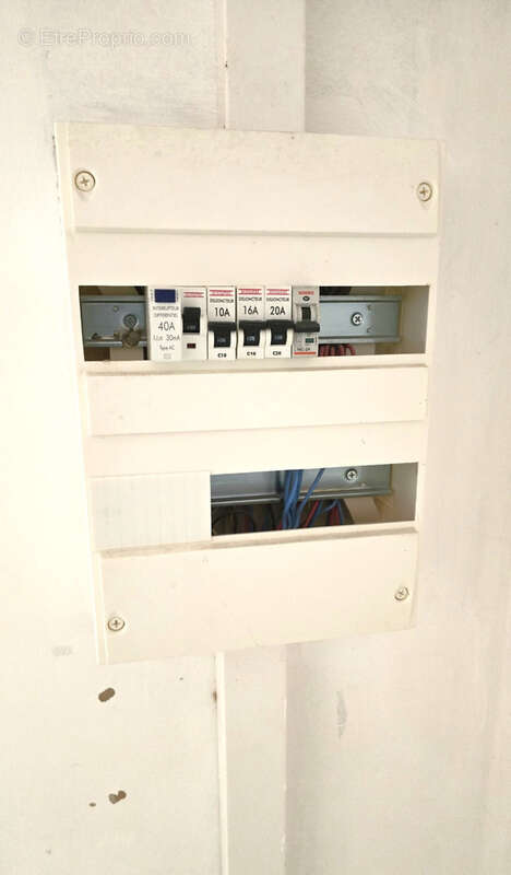 Commerce à DRAGUIGNAN