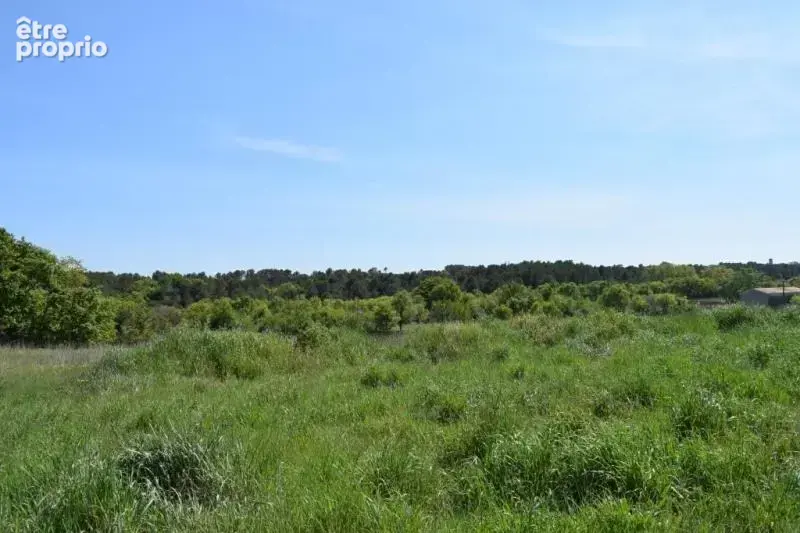 Terrain à GALARGUES