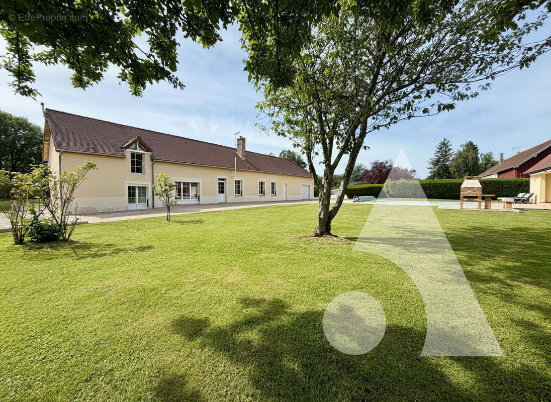 Belle Longère Forêt Chenu 7 pièce(s) 152 m2 3 chambres 1 bureau - photo 2