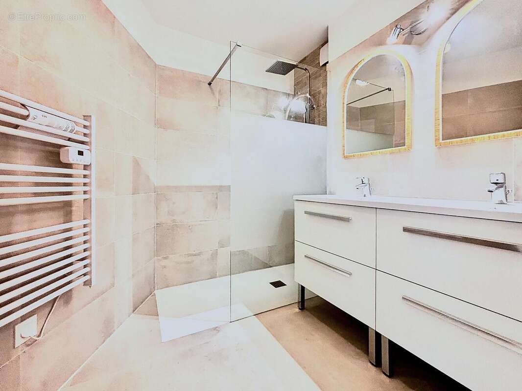 Photo 5 - Appartement à SAINT-RAPHAEL