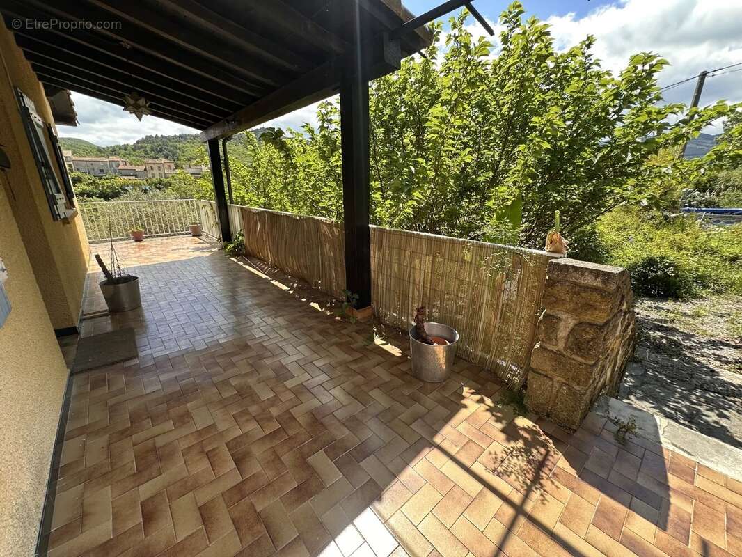 Grande villa, 160m2 vue degagée super calme piscine - photo 3