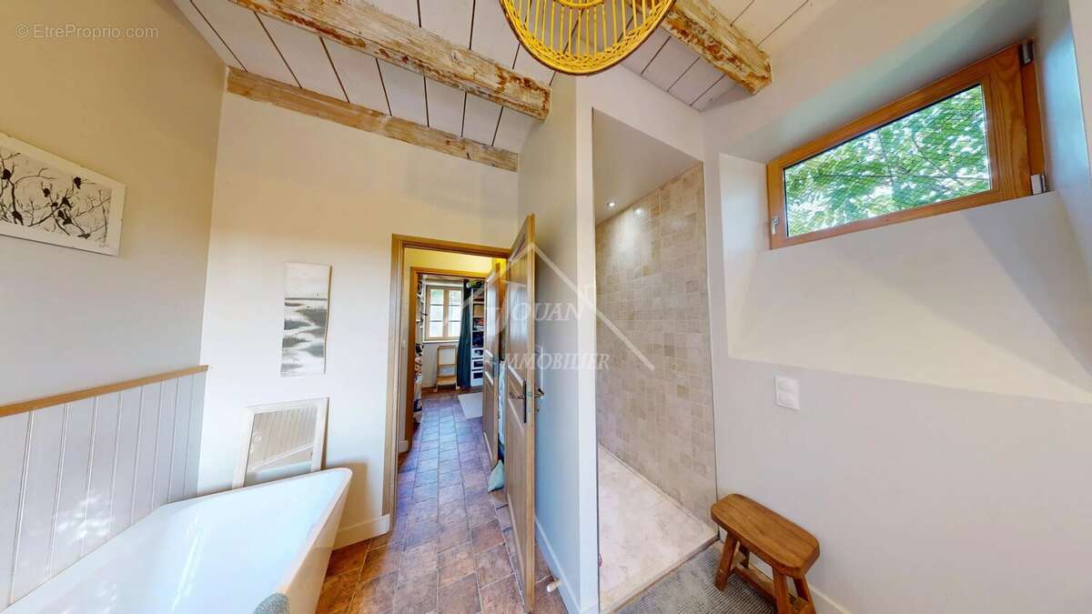 Maison coup de cœur avec vue imprenable sur l’Abbaye de Chantelle - photo 12