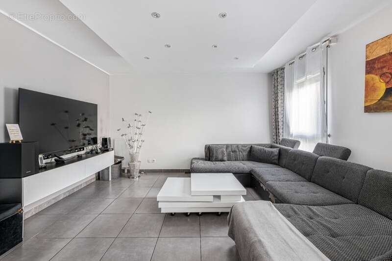 Appartement à VENISSIEUX