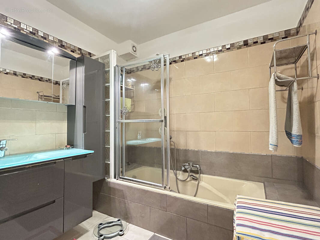 Appartement à OLLIOULES