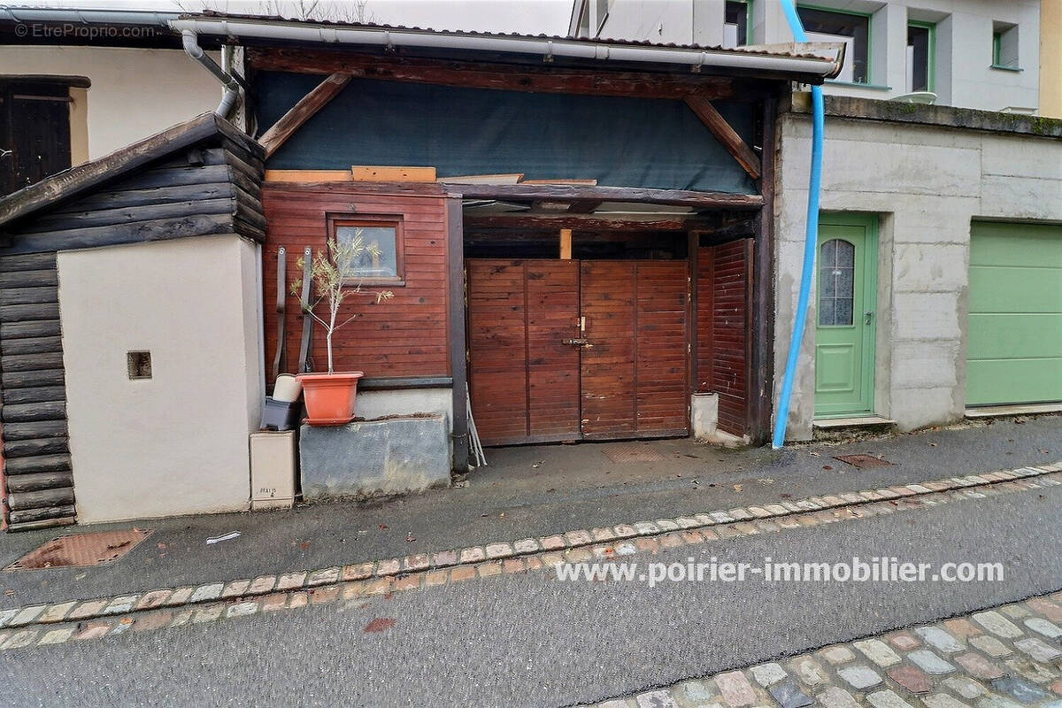 Autre à SAINT-CERGUES