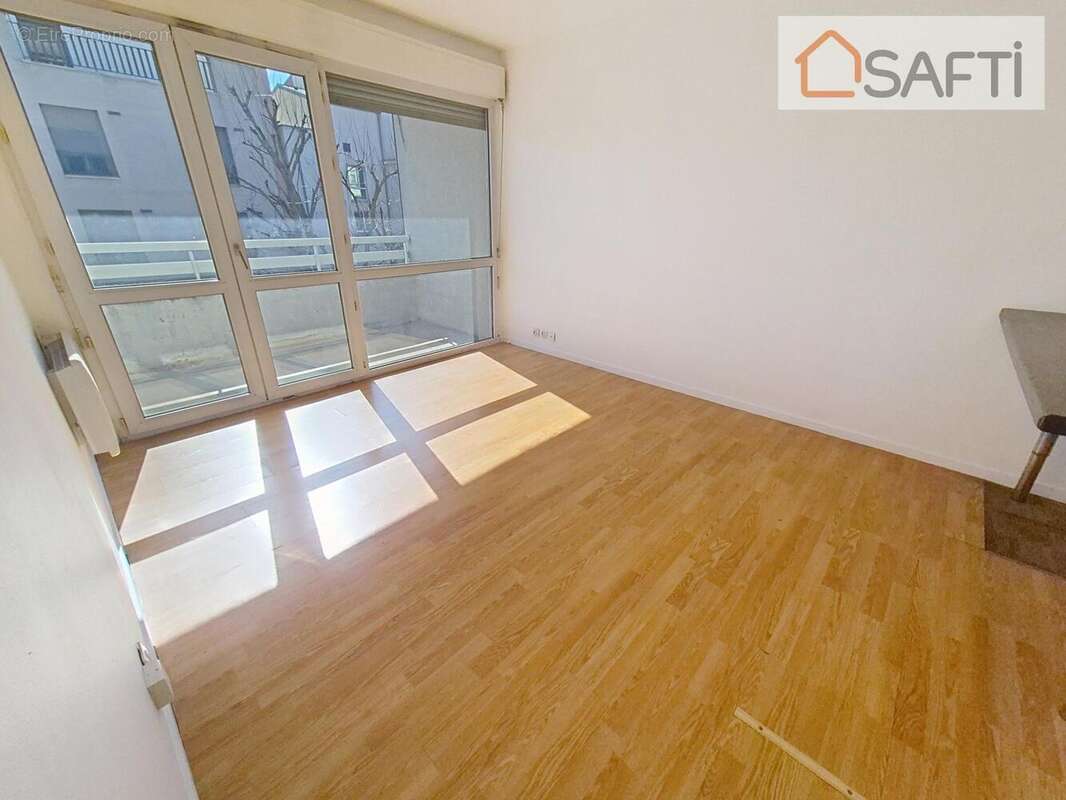 Photo 2 - Appartement à NOGENT-SUR-MARNE