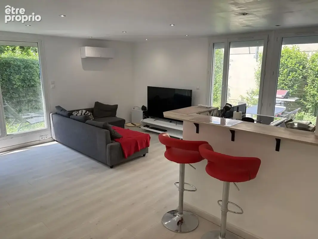 Appartement 4 pièces 90 m² à vendre à La Verpilliere (38290) - photo 3