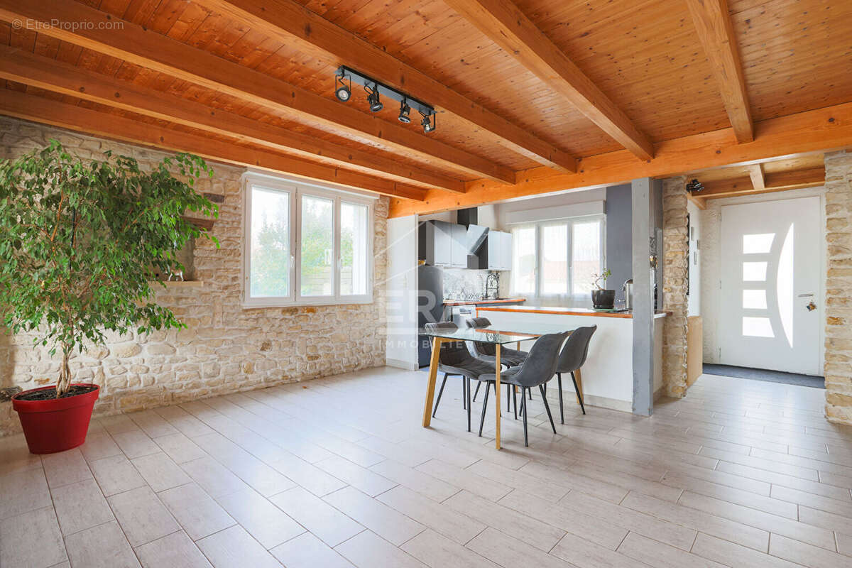 Maison à LAGORD
