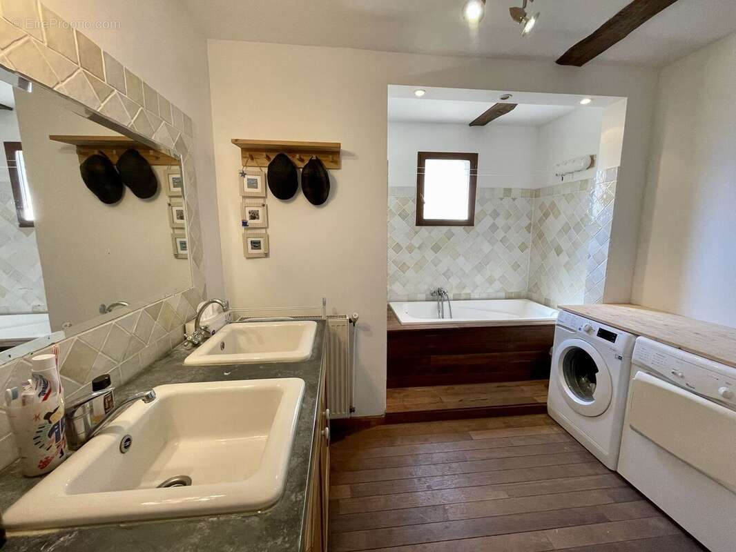 Maison 134 m² à Arsy  - photo 9